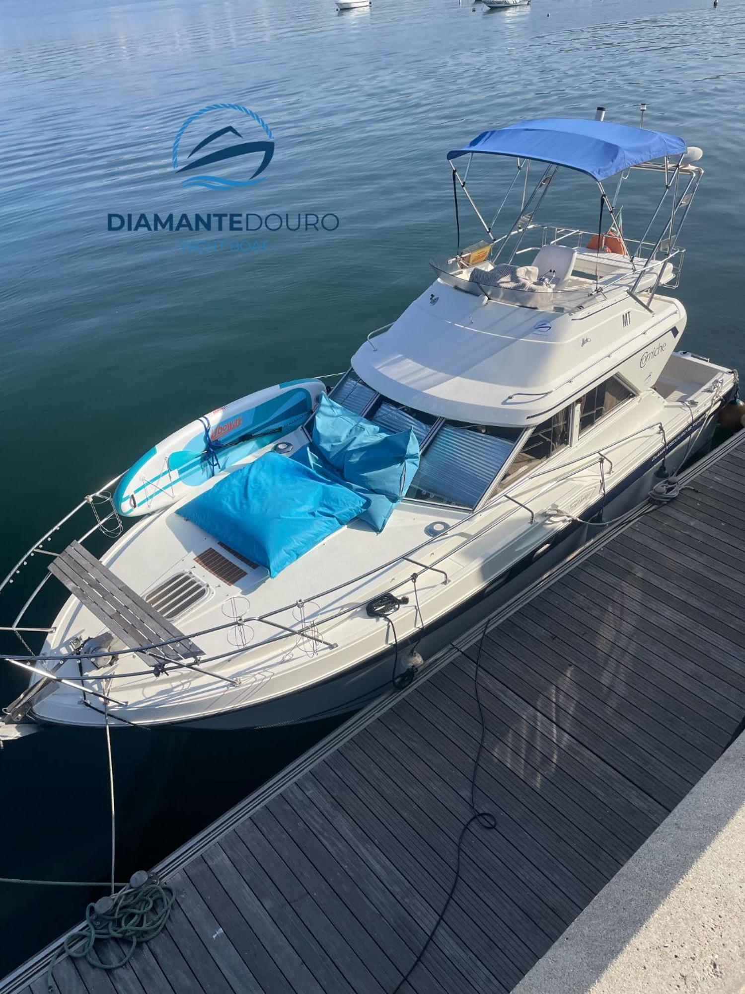 Отель Diamantedouro - Boat Вила-Нова-ди-Гая Экстерьер фото